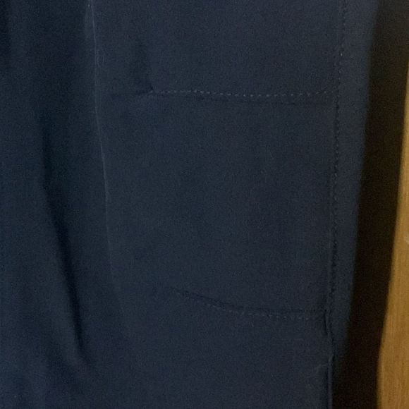 Patagonia Black Hiking Pants tapered tailored leg thigh logo pull on size small - Picture 8 of 12